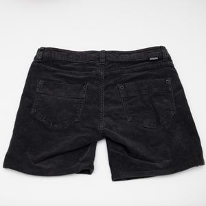 Patagonia Charcoal  Curduroy Shorts Size 27